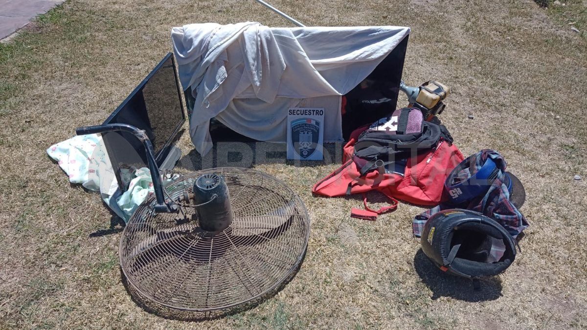 Algunos de los elementos robados secuestrados en la casa de la pareja.