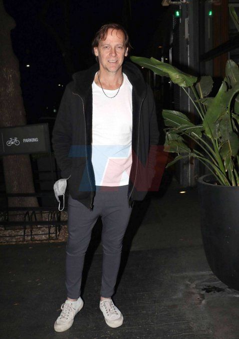 Matías Martin, look clásico y urbano.