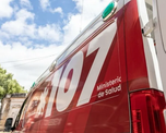 Personal del servicio de emergencias 107 acudió al lugar y trasladó a los dos jóvenes al Hospital Protomédico para recibir una mejor atención médica. Personal del servicio de emergencias 107 acudió al lugar y trasladó a los dos jóvenes al Hospital Protomédico para recibir una mejor atención médica.