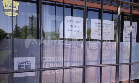 Los profesionales de los Centros Teritoriales de Denuncias tendrán un aumento de un 75%. Los profesionales de los Centros Teritoriales de Denuncias tendrán un aumento de un 75%.