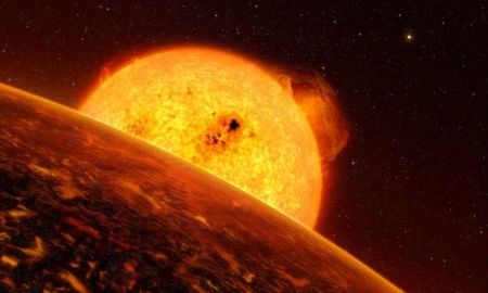 Por primera vez se detectó de manera concluyente en la atmósfera de otro planeta el radical hidroxilo. Por primera vez se detectó de manera concluyente en la atmósfera de otro planeta el radical hidroxilo.