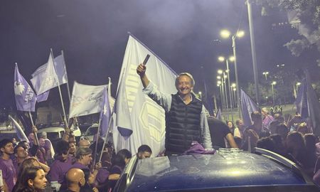 Nicolás Mayoraz celebró la performance de La Libertad Avanza en Santa Fe. Nicolás Mayoraz celebró la performance de La Libertad Avanza en Santa Fe.