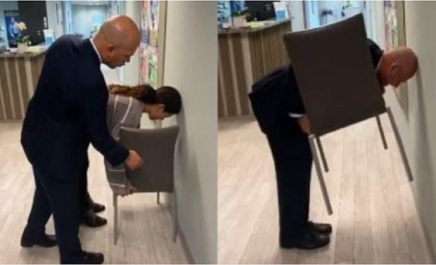 Este es el reto de la silla, el que sólo las mujeres pueden lograr