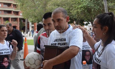 Walter, el papá de Fran, lidia con todo el calvario que causó el accidente fatal. Walter, el papá de Fran, lidia con todo el calvario que causó el accidente fatal.
