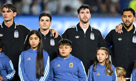 Scaloni convocó a Marcos Senesi como reemplazo de Balerdi para el Mundial 2026. Scaloni convocó a Marcos Senesi como reemplazo de Balerdi para el Mundial 2026.