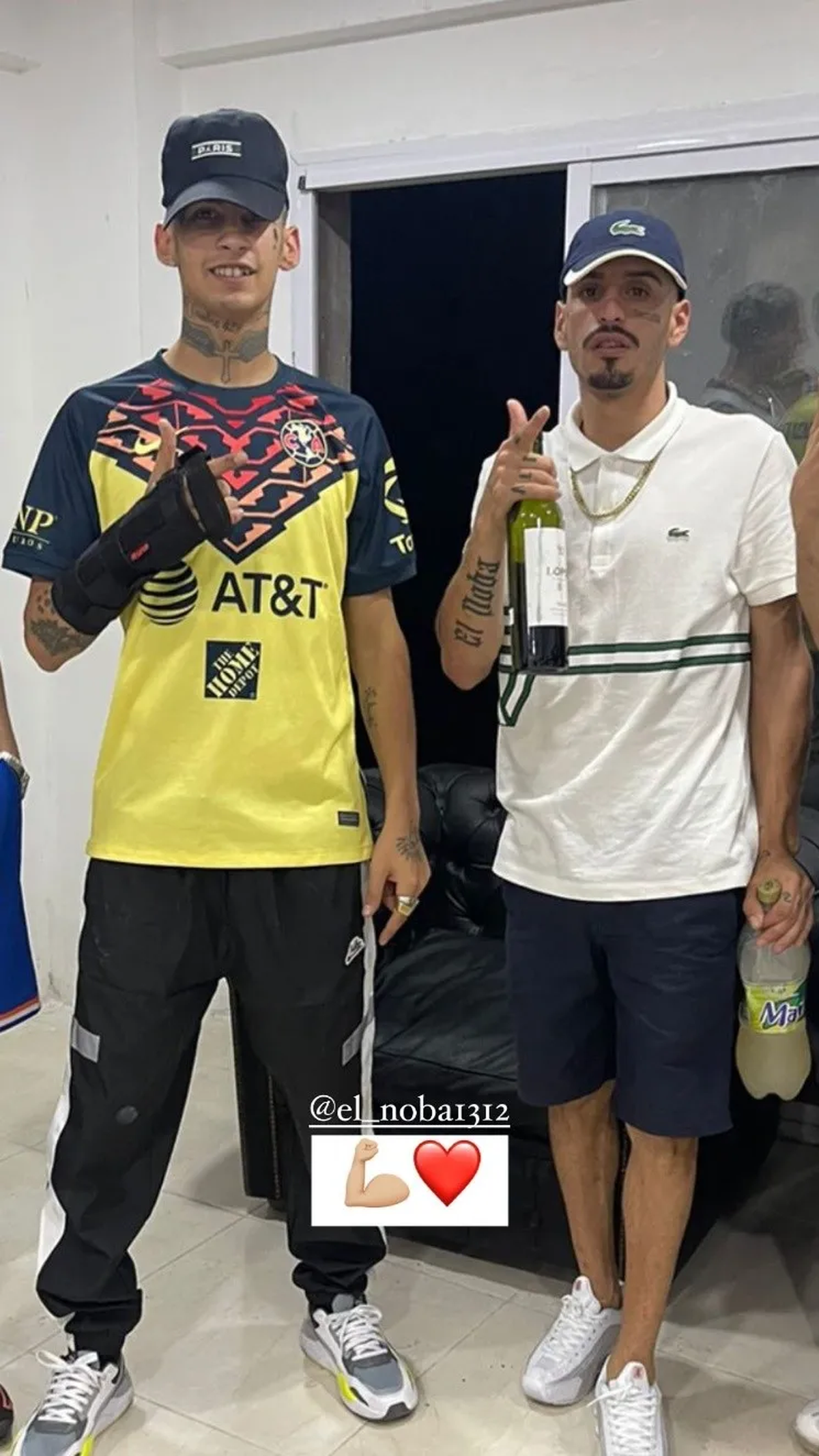 L-Gante compartió una foto junto a El Noba.