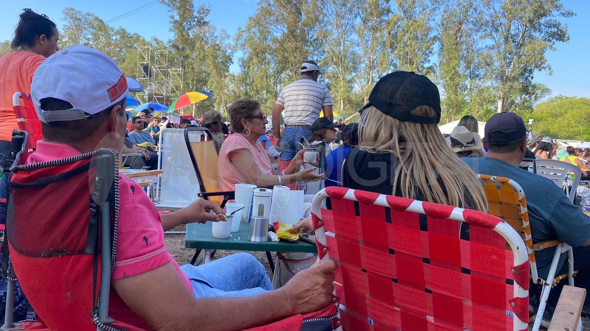 La Fiesta de la Confraternidad Departamental de San Cristóbal fue un éxito rotundo en la región. La Fiesta de la Confraternidad Departamental de San Cristóbal fue un éxito rotundo en la región.