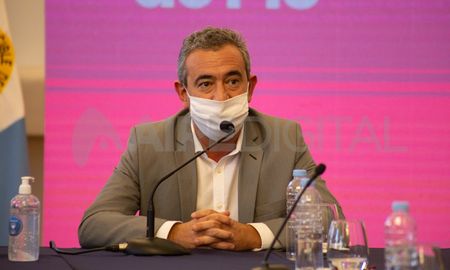 Rosario es una ciudades con mayor riesgo epidemiológico en la provincia de Santa Fe. Rosario es una ciudades con mayor riesgo epidemiológico en la provincia de Santa Fe.