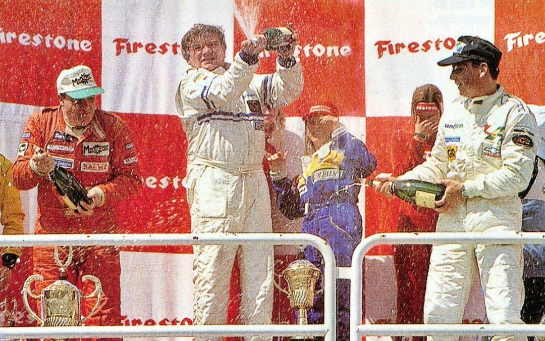 A su último triunfo lo logró el 13 de septiembre de 1998, en el Autódromo de la ciudad de Buenos Aires, con un Ford y, de yapa, con su hija Andrea de acompañante. A los 53 años y 238 días, Rubén se convirtió –a la fecha– en el ganador más viejo de la historia del Turismo Carretera. El Loco es, hasta ahora, el único piloto que ganó al menos una carrera con las cuatro marcas tradicionales en el TC (Ford, Chevrolet, Torino y Dodge).