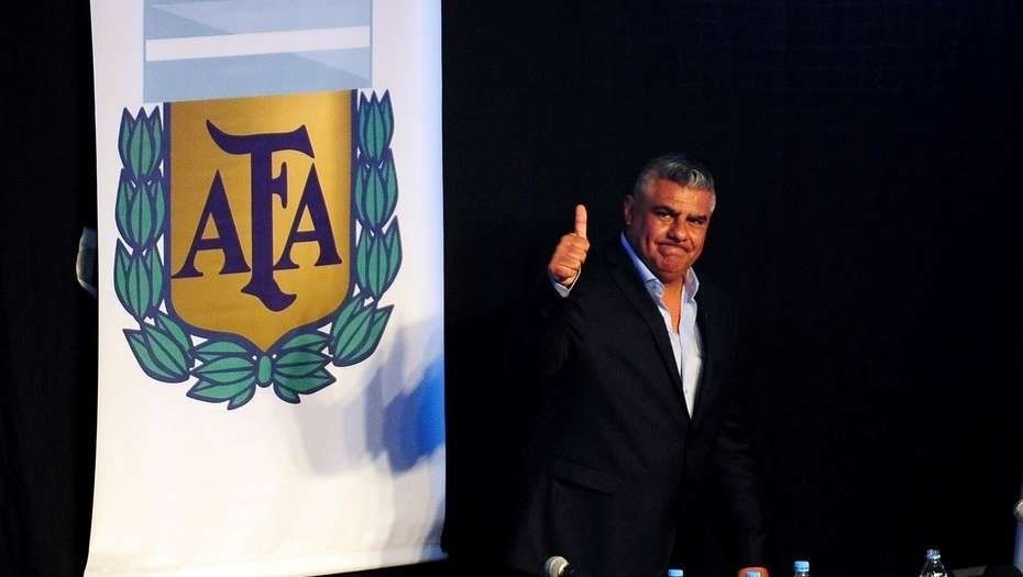 El Chiqui Tapia ya tiene su cumbia