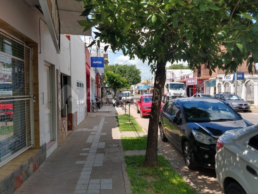 Los ladrones vaciaron un local en calle Iriondo al 2000