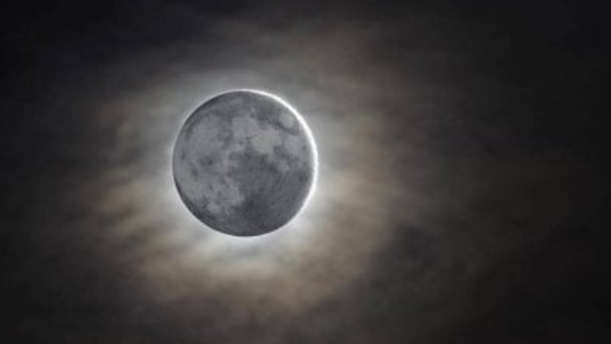 Rituales simples para aprovechar la energía renovadora de la luna nueva.