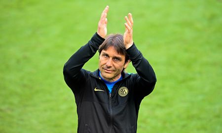 Antonio Conte rescindió contrato y dejó de ser entrenador del Inter de Italia. Antonio Conte rescindió contrato y dejó de ser entrenador del Inter de Italia.