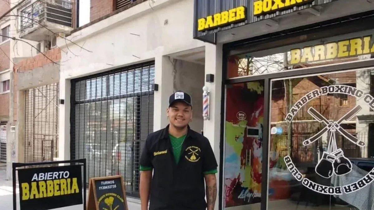 Brian Lanzelotta ahora es barbero.