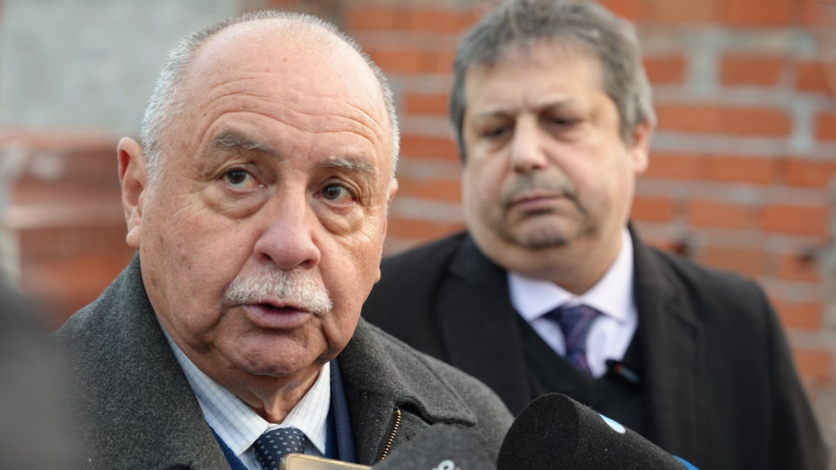 Se precisó que el operativo realizado en Rosario corresponde al derribo número 71 en la ciudad. Se precisó que el operativo realizado en Rosario corresponde al derribo número 71 en la ciudad.