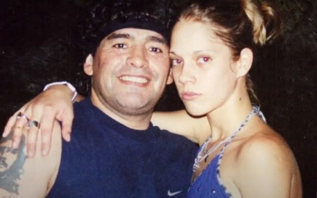 Mavys &Aacute;lvarez dijo que Maradona la indujo en las drogas y relat&oacute; varios episodios de violencia.