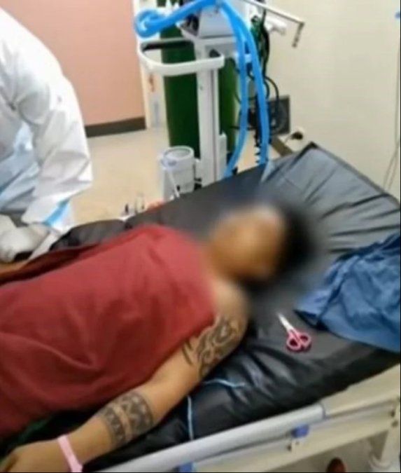 Merwin Fábregas en un hospital de Nueva Vizcaya, Filipinas. Captura YouTube.