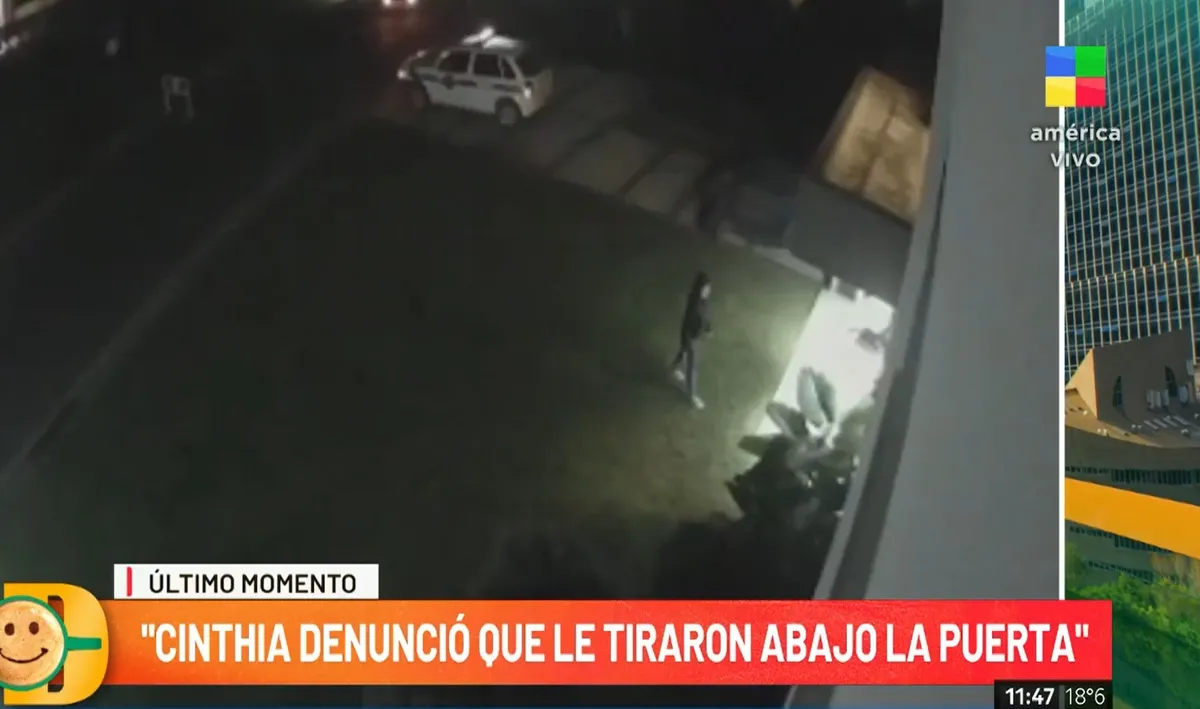 Cinthia Fernández se enojó con unos vecinos que le patearon la puerta, fue hasta la casa y tiró gas pimienta.