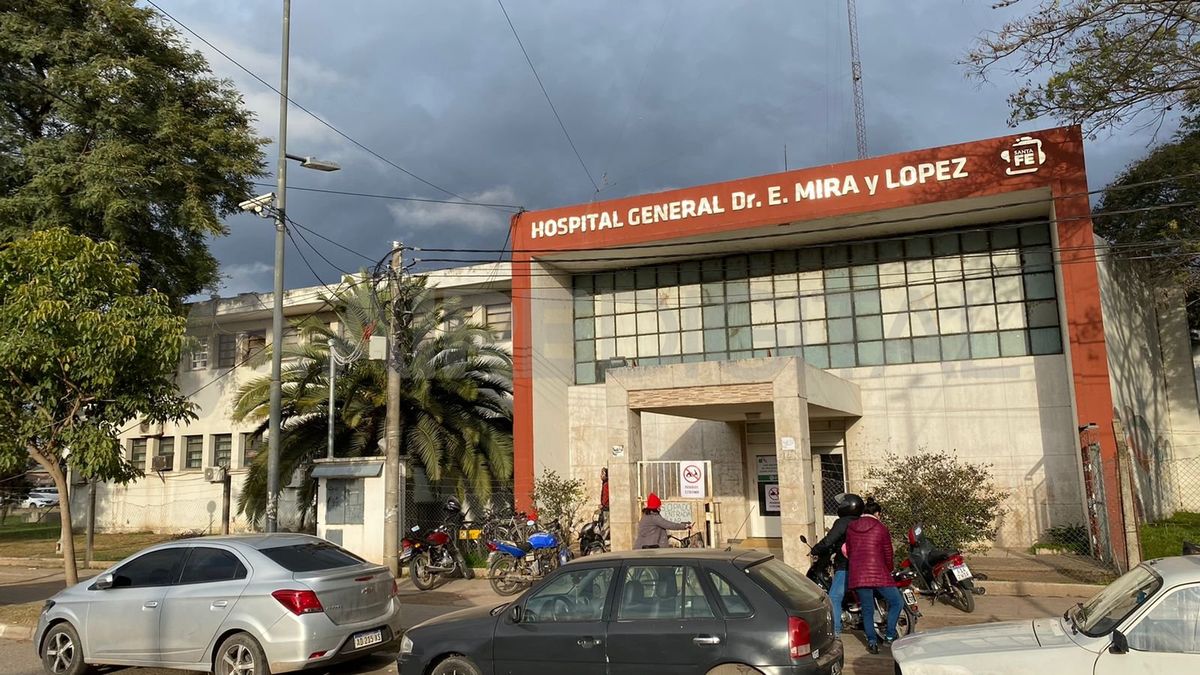 El hecho ocurrió en una sala del hospital Mira y López en septiembre de 2021