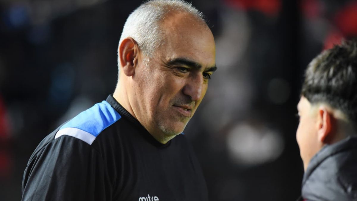 Ivan Delfino volvió al Barrio Centenario un año después de su partida.