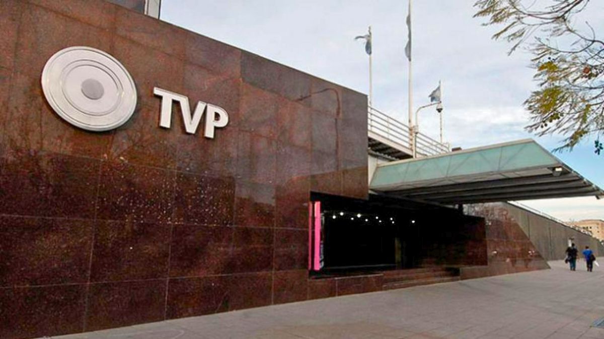  El decreto establece la intervención por un período inicial de un año. El decreto establece la intervención por un período inicial de un año.