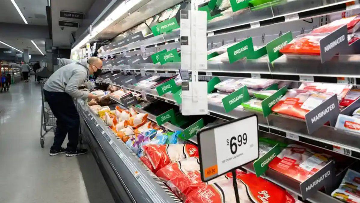 egún un relevamiento realizado por Analogías y que tomó a 1.280 productos de las principales 30 firmas de consumo masivo, las empresas Coca-Cola, Ledesma, Sancor, Papelera San Andrés de Giles (Felpita, Sweety, Floripel) y Queruclor (Querubín, Trap, Aktiol, Polyana).