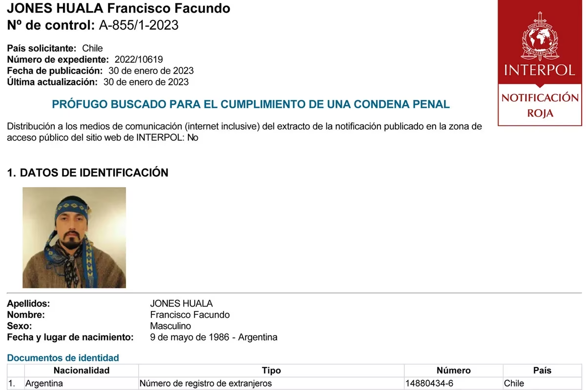 Interpol emitió una circular roja para mantener preso a Jones Huala