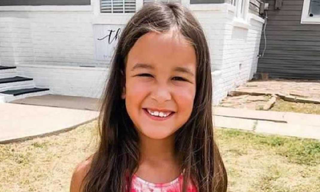 Echaron de un colegio a una nena de 8 años por decirle a una compañerita que estaba enamorada de ella Echaron de un colegio a una nena de 8 años por decirle a una compañerita que estaba enamorada de ella
