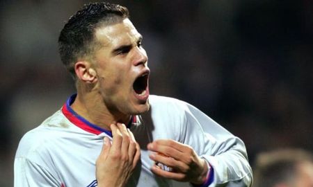 El fútbol francés está de luto por la muerte de Bryan Bergougnoux a los 43 años. El fútbol francés está de luto por la muerte de Bryan Bergougnoux a los 43 años.