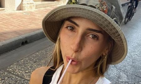 Ámbar de Benedictis, la hija de Juana Viale, fue capturada en un momento íntimo con su nuevo amor Ámbar de Benedictis, la hija de Juana Viale, fue capturada en un momento íntimo con su nuevo amor