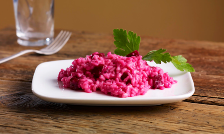 Risotto de remolacha: la receta fácil y rápida para sorprender en el almuerzo o la cena Risotto de remolacha: la receta fácil y rápida para sorprender en el almuerzo o la cena