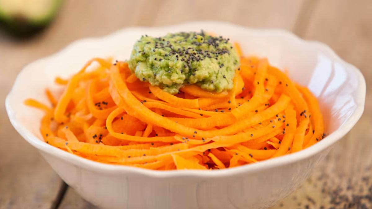 Spaguettis de zanahoria: una alternativa saludable y deliciosa para tu dieta diaria.