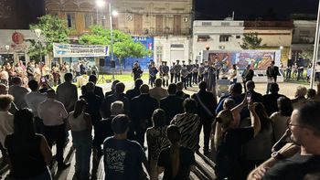 El acto se realizó en la Plaza del Soldado de la ciudad de Santa Fe (1/3).&nbsp;