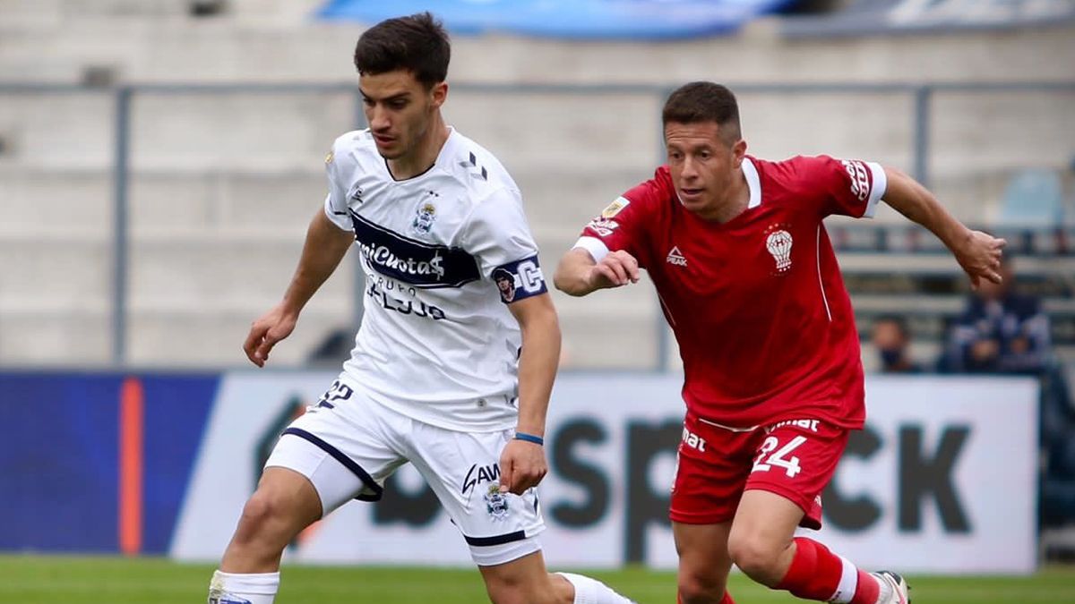 Gimnasia y Esgrima de La Plata empató 0-0 con Huracán en la novena fecha del Torneo de la Liga Profesional.