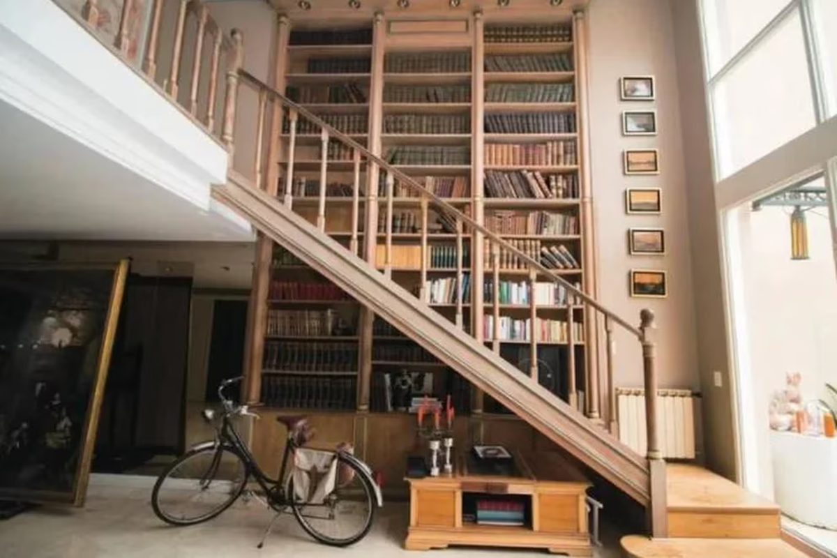 La propiedad del actor chileno tiene 500 metros cuadrados, 430 de ellos cubiertos. La propiedad del actor chileno tiene 500 metros cuadrados, 430 de ellos cubiertos.