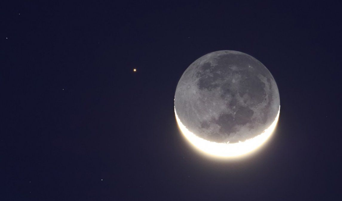  La Luna y Aldebarán desde Kifisia