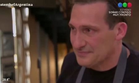 Paulo Kablan rompió en llanto en MasterChef Celebrity al leer una carta su hijo. Paulo Kablan rompió en llanto en MasterChef Celebrity al leer una carta su hijo.