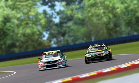 Este domingo, en el autódromo simulado de Rafaela, se corre la última fecha del Campeonato de la Estrellas 2. Este domingo, en el autódromo simulado de Rafaela, se corre la última fecha del Campeonato de la Estrellas 2.