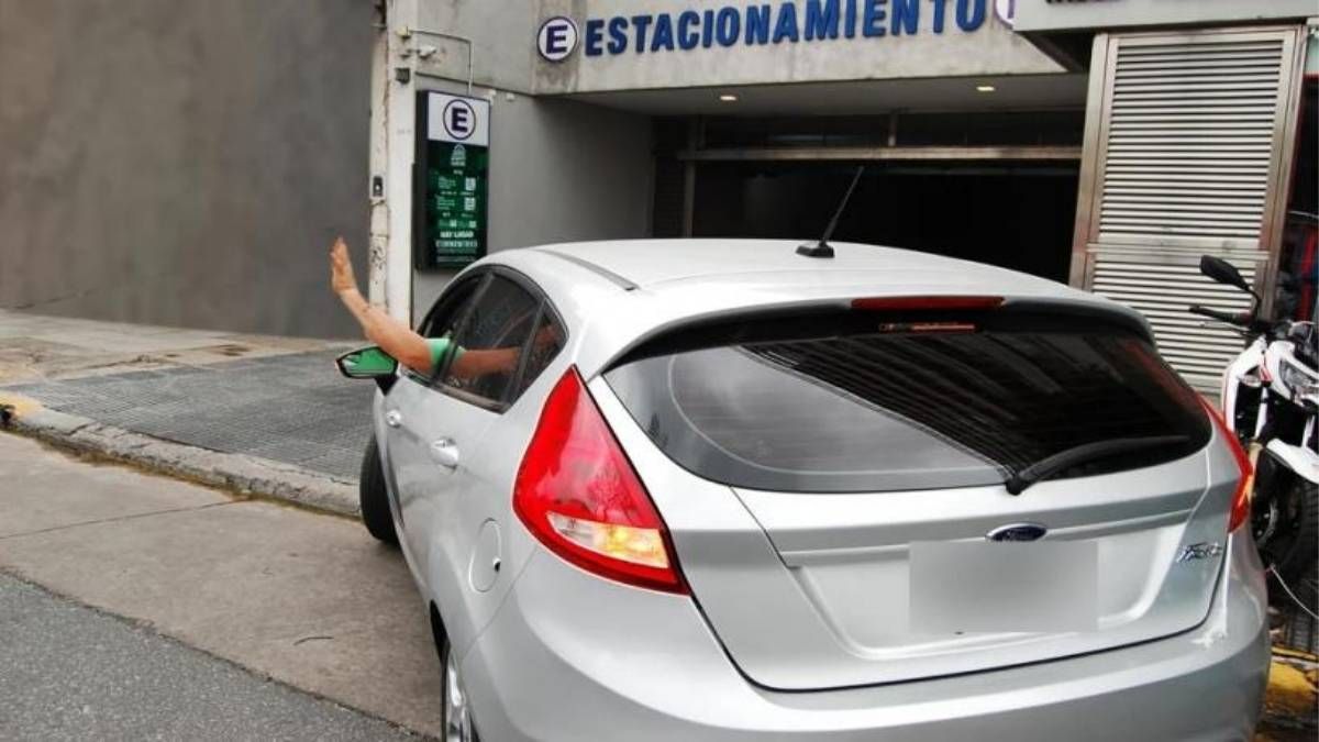 Las balizas se utilizan solo para emergencias o detenciones momentáneas