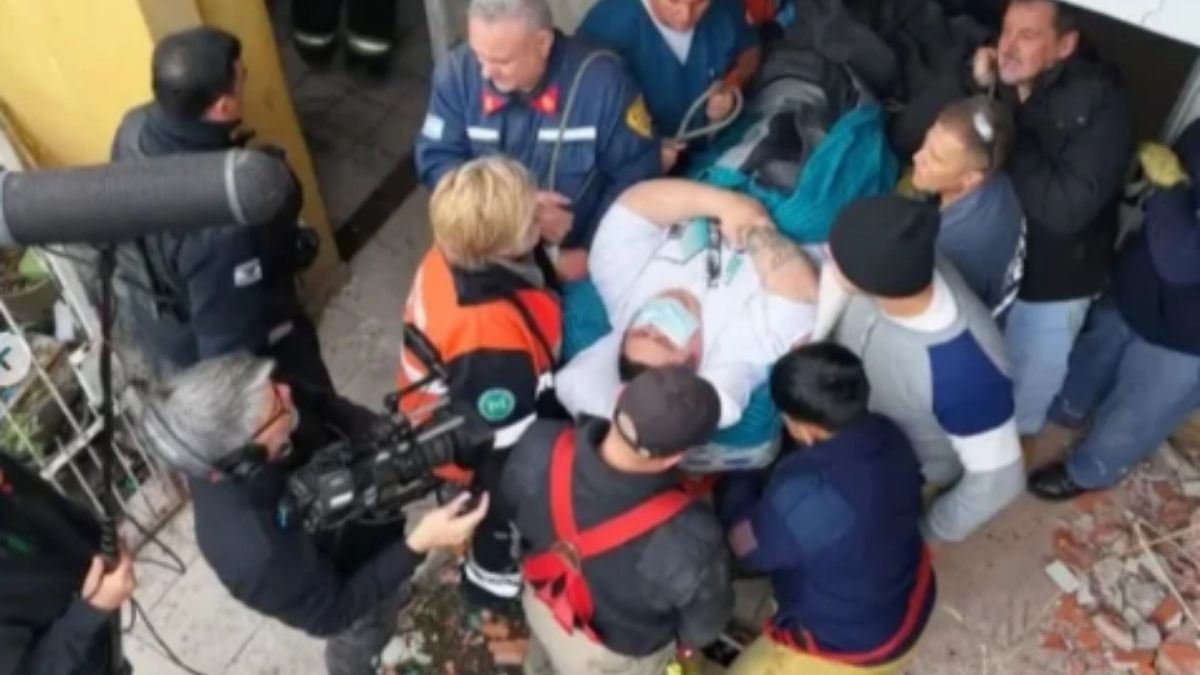 El ex Cuestión de Peso tuvo que ser rescatado a través de un operativo especial. El ex Cuestión de Peso tuvo que ser rescatado a través de un operativo especial.