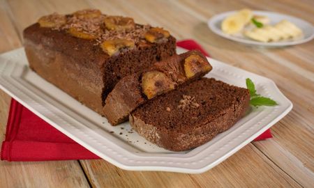 Budín de banana y chocolate, by Maru Botana. Budín de banana y chocolate, by Maru Botana.