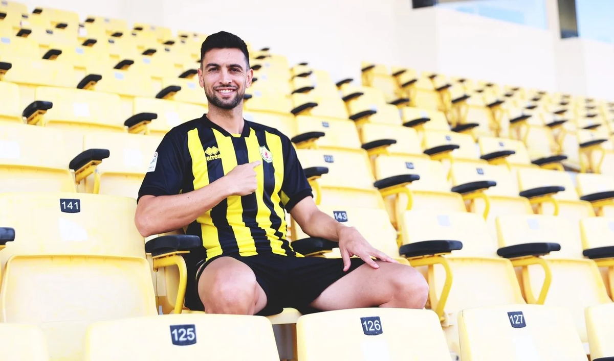 El heredero de la 10 de Boca: Riquelme preguntó por un ex jugador de la Selección Argentina.