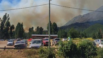 Incendios sin control en el sur: el Gobierno nacional activó un operativo con 300 brigadistas y 15 aeronaves
