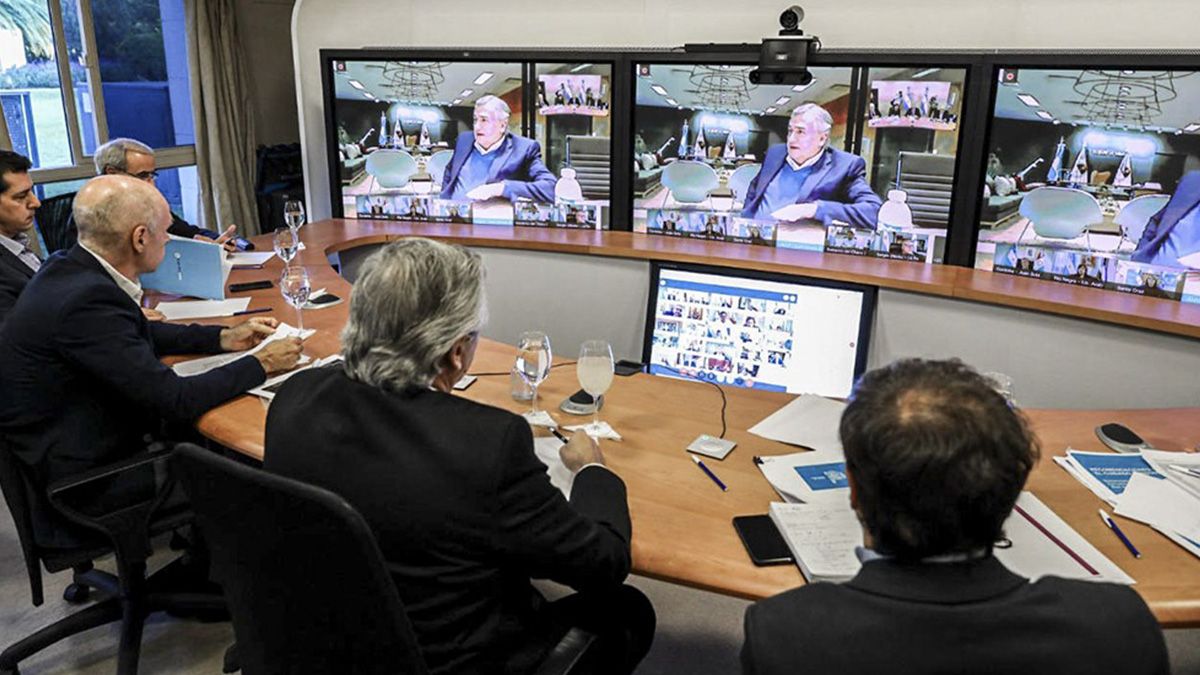Alberto Fernández en videoconferencia con gobernadores. Imagen de archivo.&nbsp; 