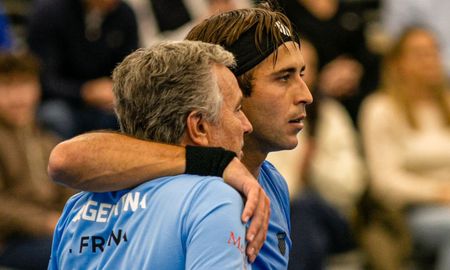 Javier Frana junto Tomás Etcheverry en el debut de Argentina ante Noruega. Javier Frana junto Tomás Etcheverry en el debut de Argentina ante Noruega.