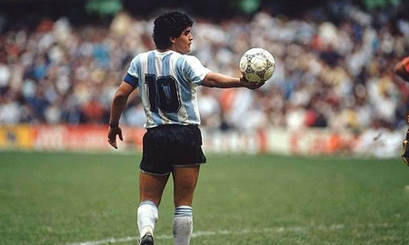 El conmovedor video de la Liga Profesional de Fútbol a Diego Maradona por su cumpleaños El conmovedor video de la Liga Profesional de Fútbol a Diego Maradona por su cumpleaños