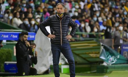 el argentino ariel holan dejo de ser el entrenador del leon de mexico el argentino ariel holan dejo de ser el entrenador del leon de mexico