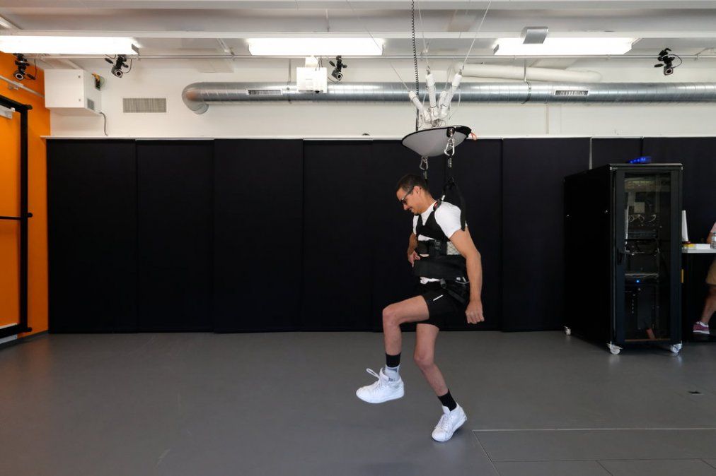 Volver a caminar después de la parálisis, gracias a un implante