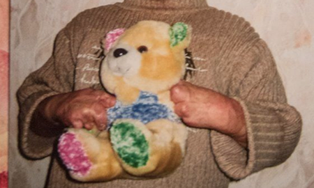 Un padre tiró vivo a un horno a su bebé de dos años pero milagrosamente logró salvarse