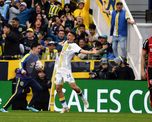 El partido se jugará desde las 16.30 en el Gigante de Arroyito, será arbitrado por Fernando Espinoza y televisado por la señal de cable ESPN Premium. El partido se jugará desde las 16.30 en el Gigante de Arroyito, será arbitrado por Fernando Espinoza y televisado por la señal de cable ESPN Premium.